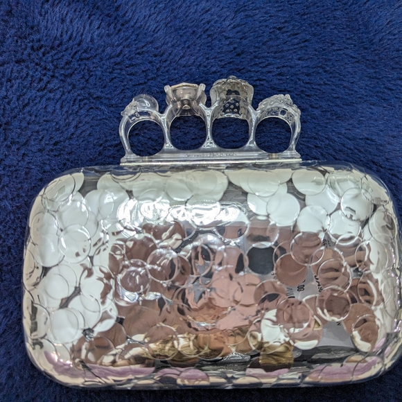 Alexander McQueen Four-Ring Clutch - Picture 6 of 14